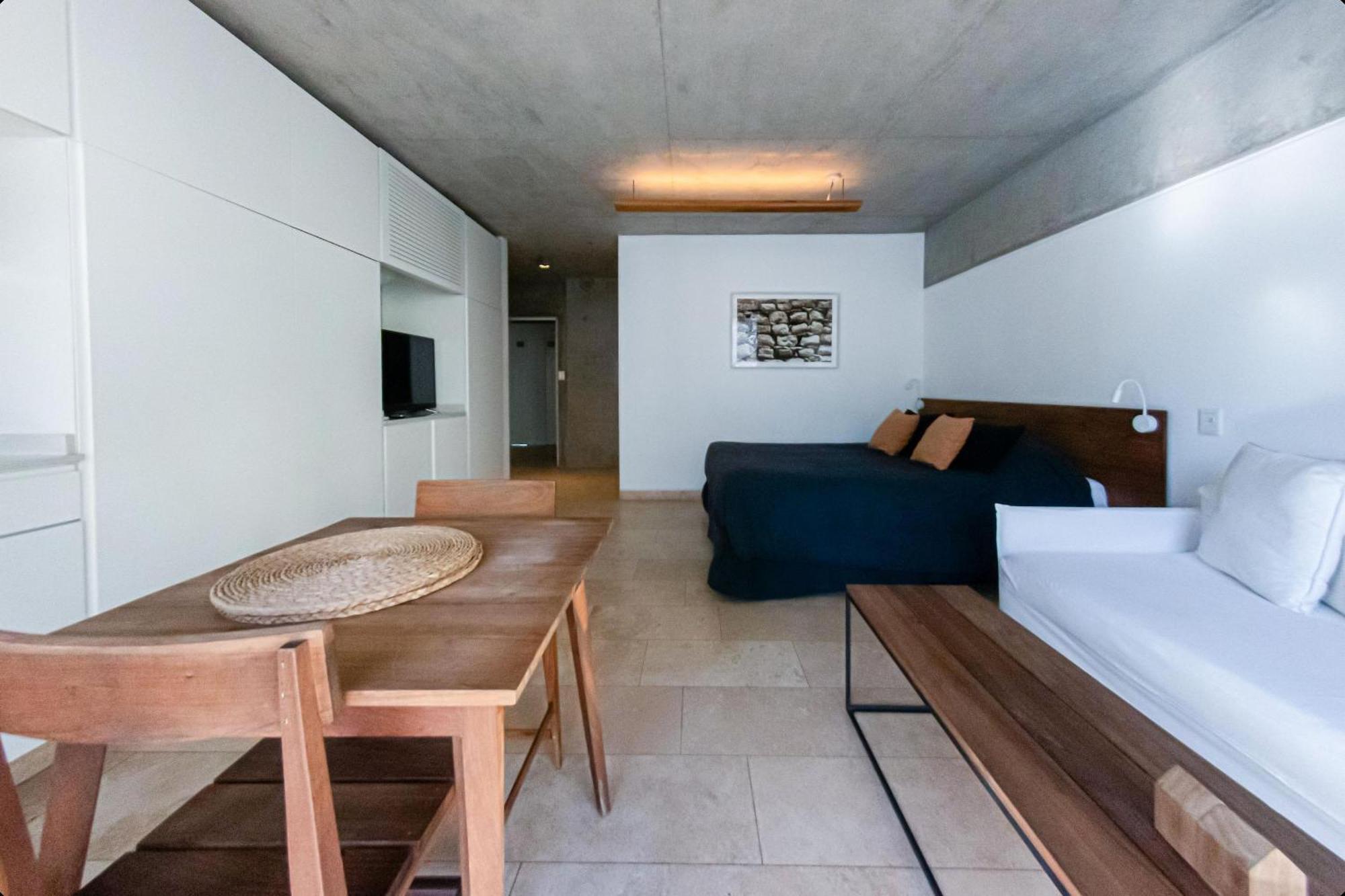 Enjoy Vallanhost @ Bonpland 32 * Buenos Aires